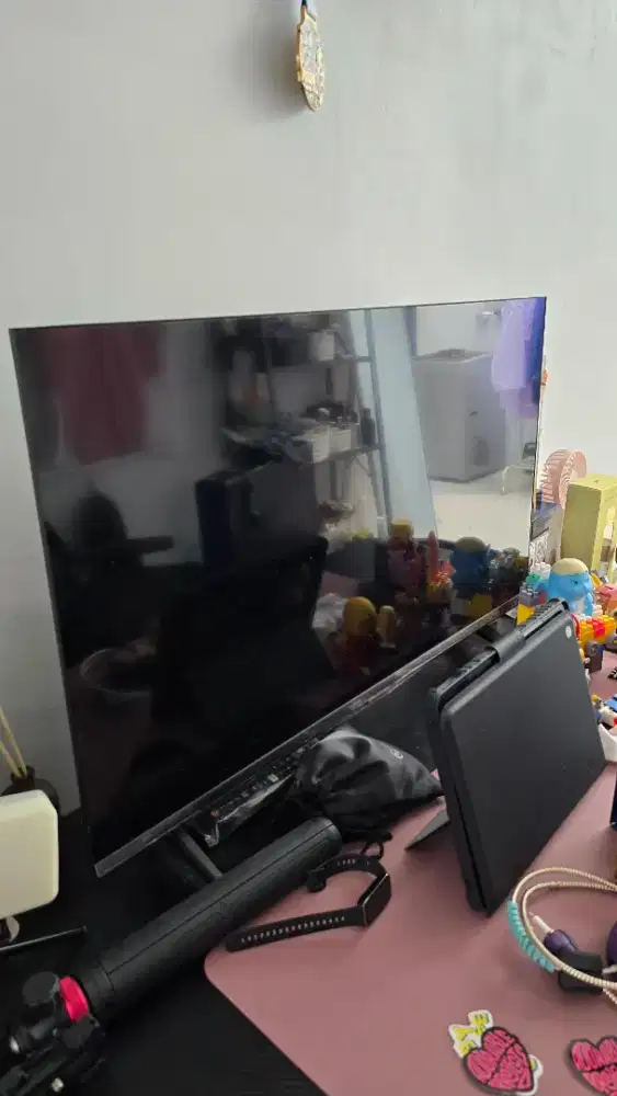 led tv samsung 32 inch smart tv t4501 ,mulus seperti baru