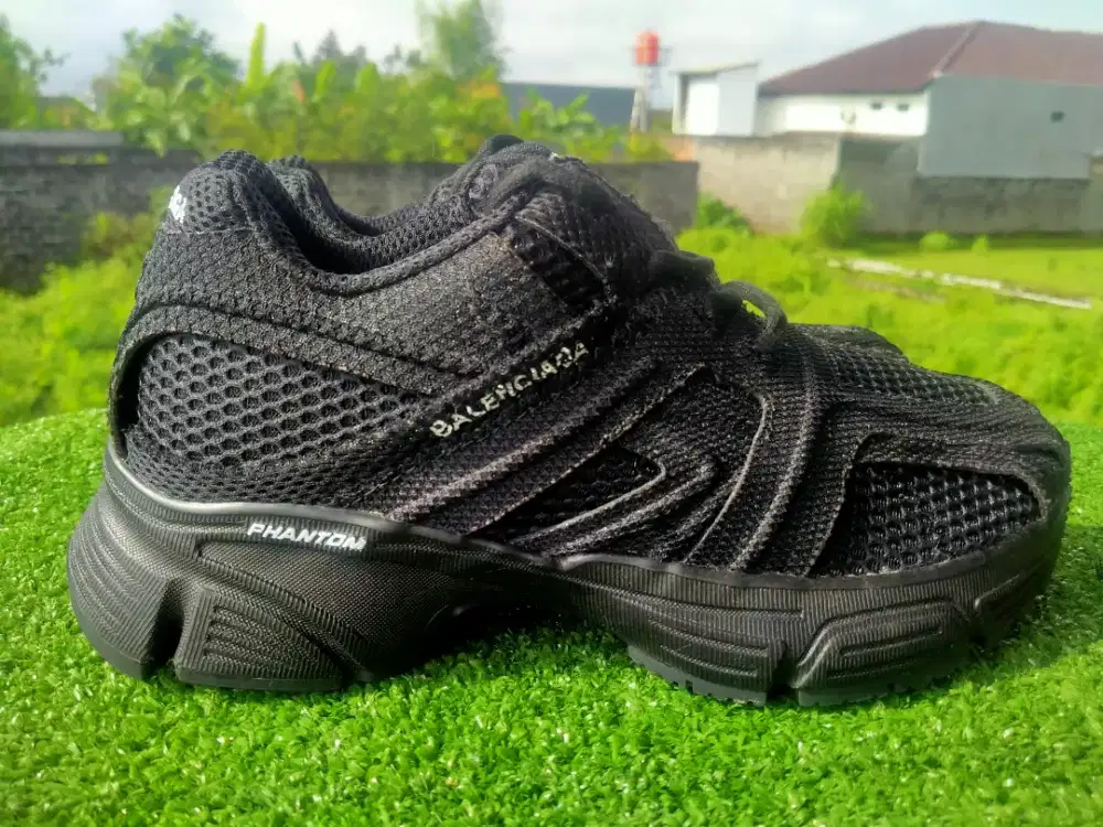 Balenciaga Phantom sz 37