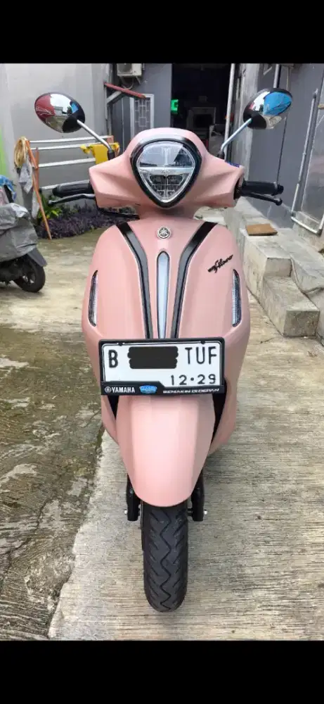 Dijual...  GRAND FILANO HYBRID NEO 2024   like new