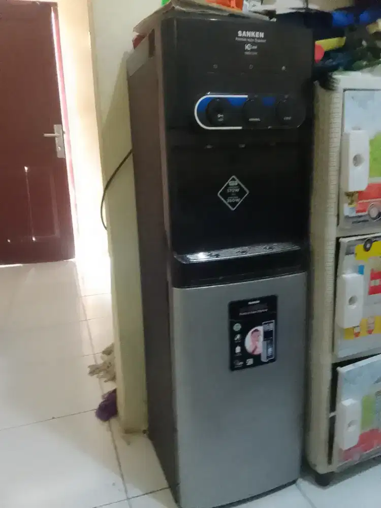 Dispenseŕ sanken galon bawah hwdc5351c murah