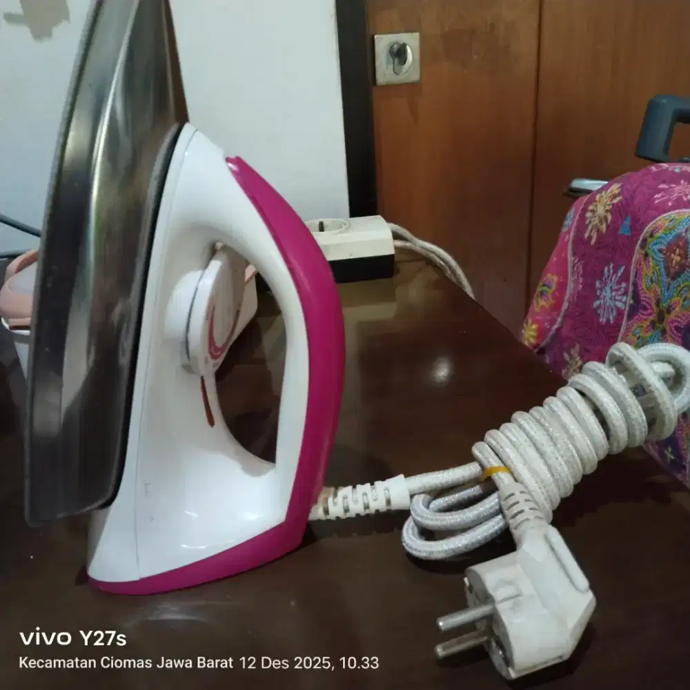 Dijual setrikaan listrik