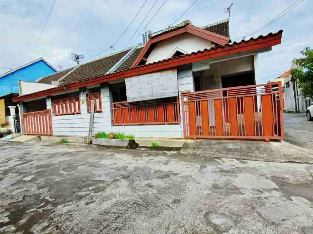 Rumah Hook Bersih Murah Siap Pakai Dekat Luwes Gentan