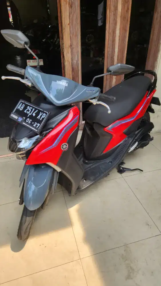 Gear 125cc hitam merah 2022 gbm
