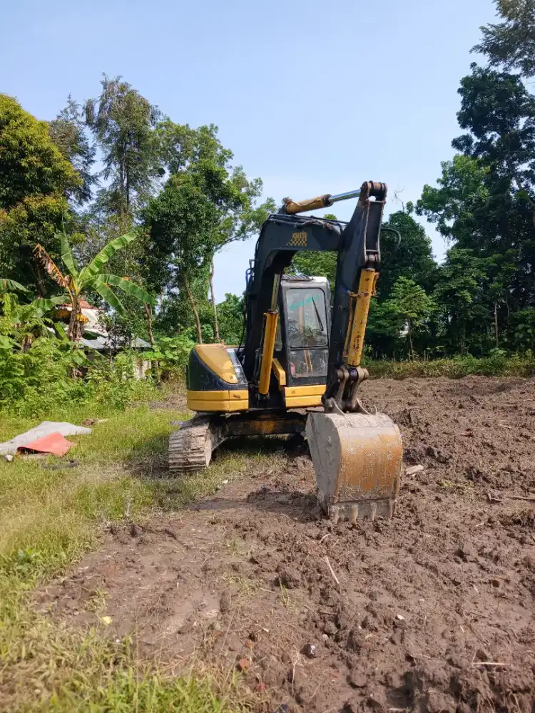 Excavator Mini PC75US-3 th 2014 harga 240jt NEGO!!!