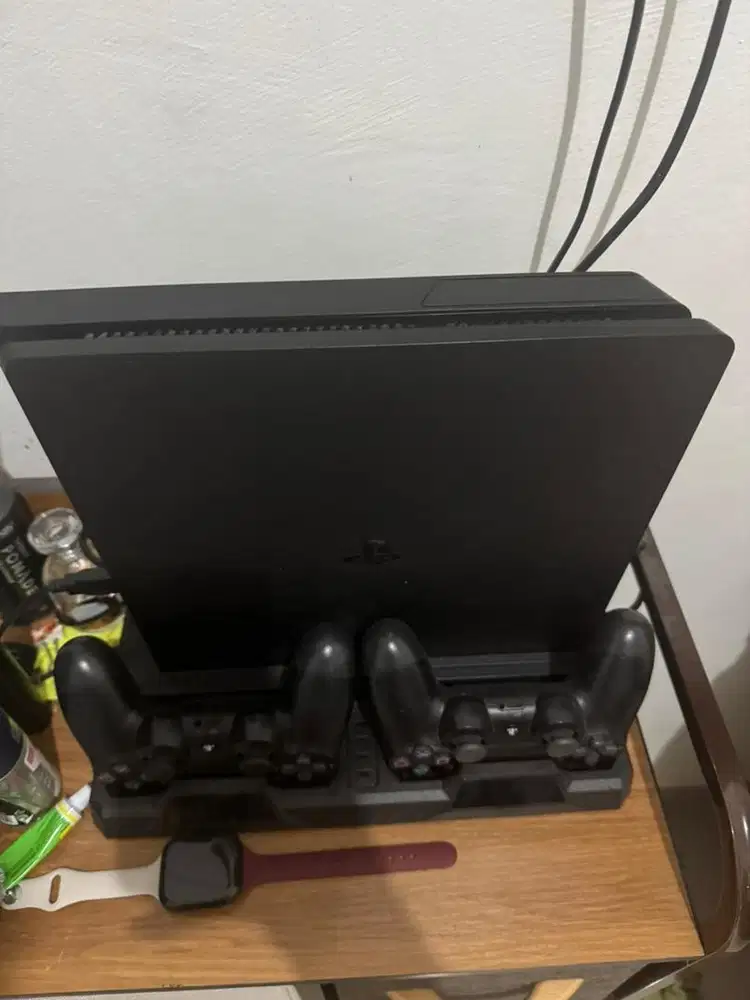 Jual PS 4 slim ori 1 tera