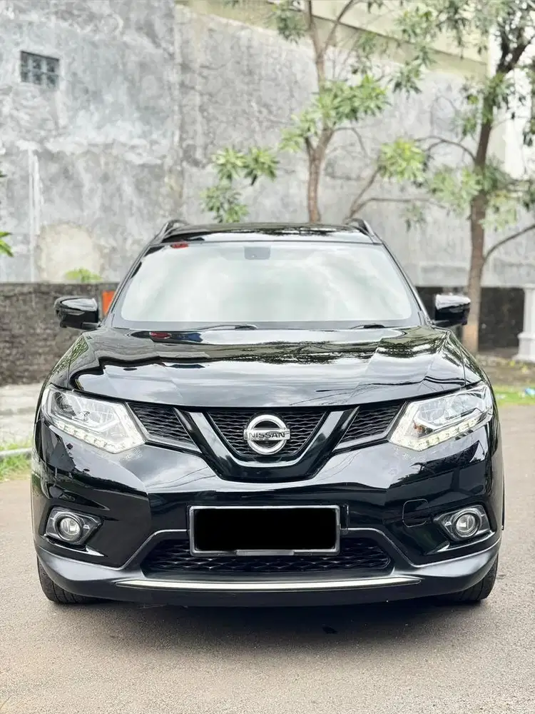 Xtrail 2.5 T32 KM80Rb Asli Record Tgn1 baru Istimewa full black Out !