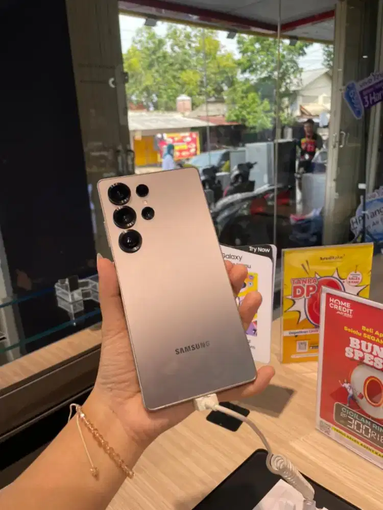 Samsung S25 Ultra promo New Year!!