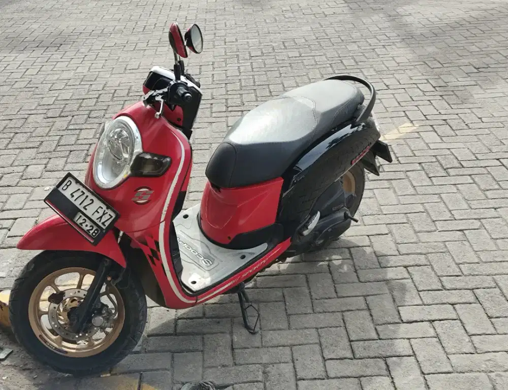 Jual scupy 2018 atau nyari kembalian di bawah nya