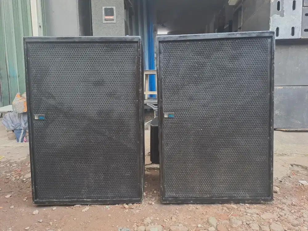 Subwofer active meyer 650p 2x18