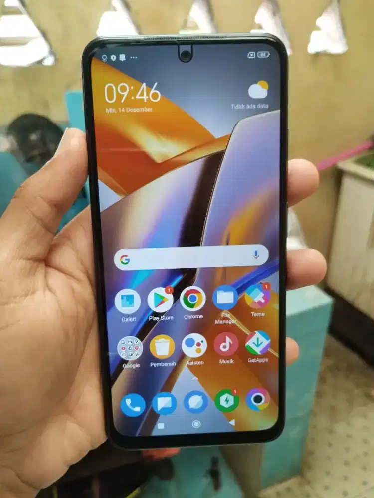 Poco M5s 4/64gb hp aja batangan.