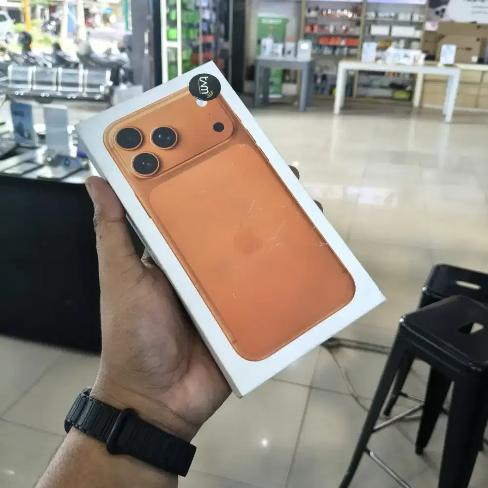 iPhone 17 pro garansi resmi iBox