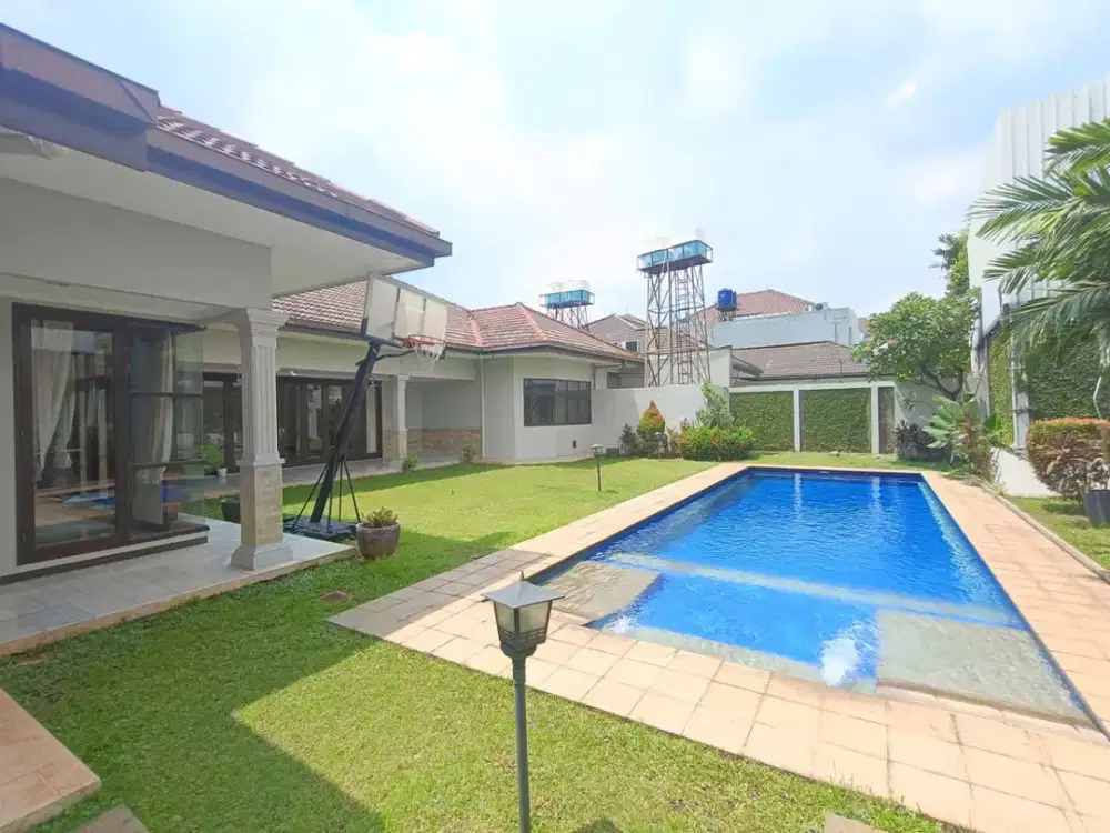 Dijual Townhouse Cipete 1 Lantai ada kolam renang dekat LRT cipete cilandak jakarta selatan