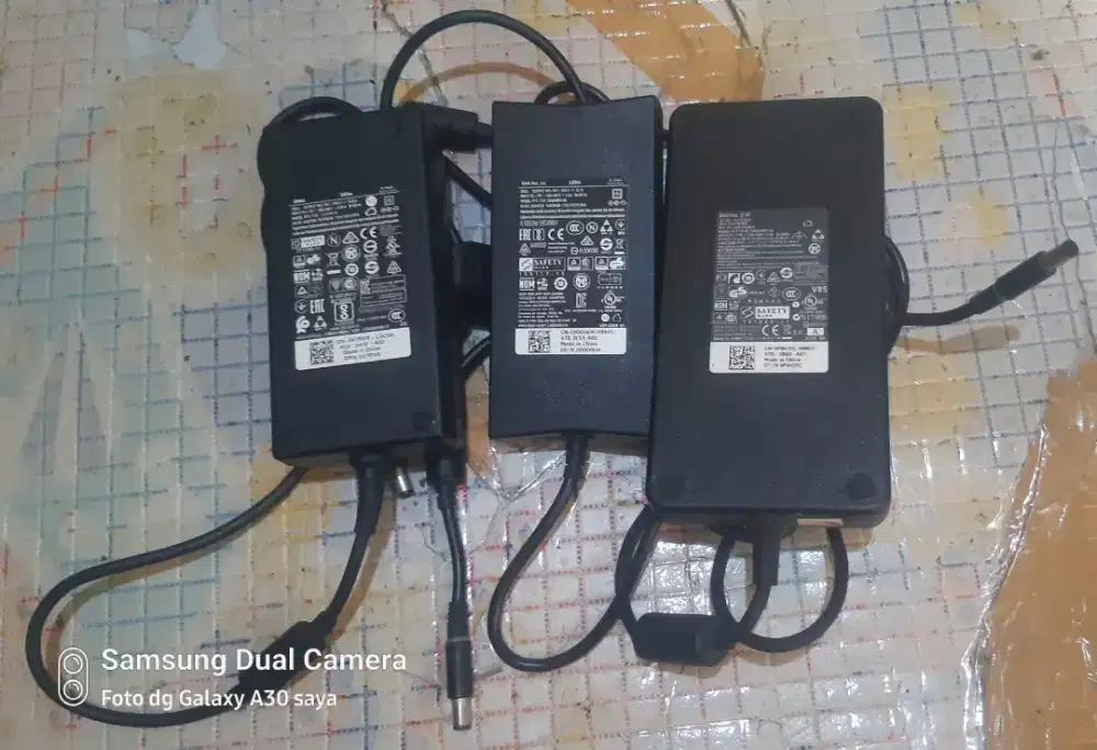 Charger Dell (Alienware) VS PSU Full Modular (80 Plus ) normal semua