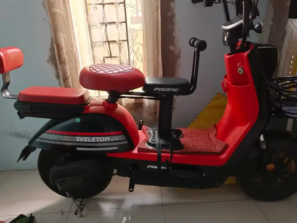 Sepeda Listrik PACIFIC