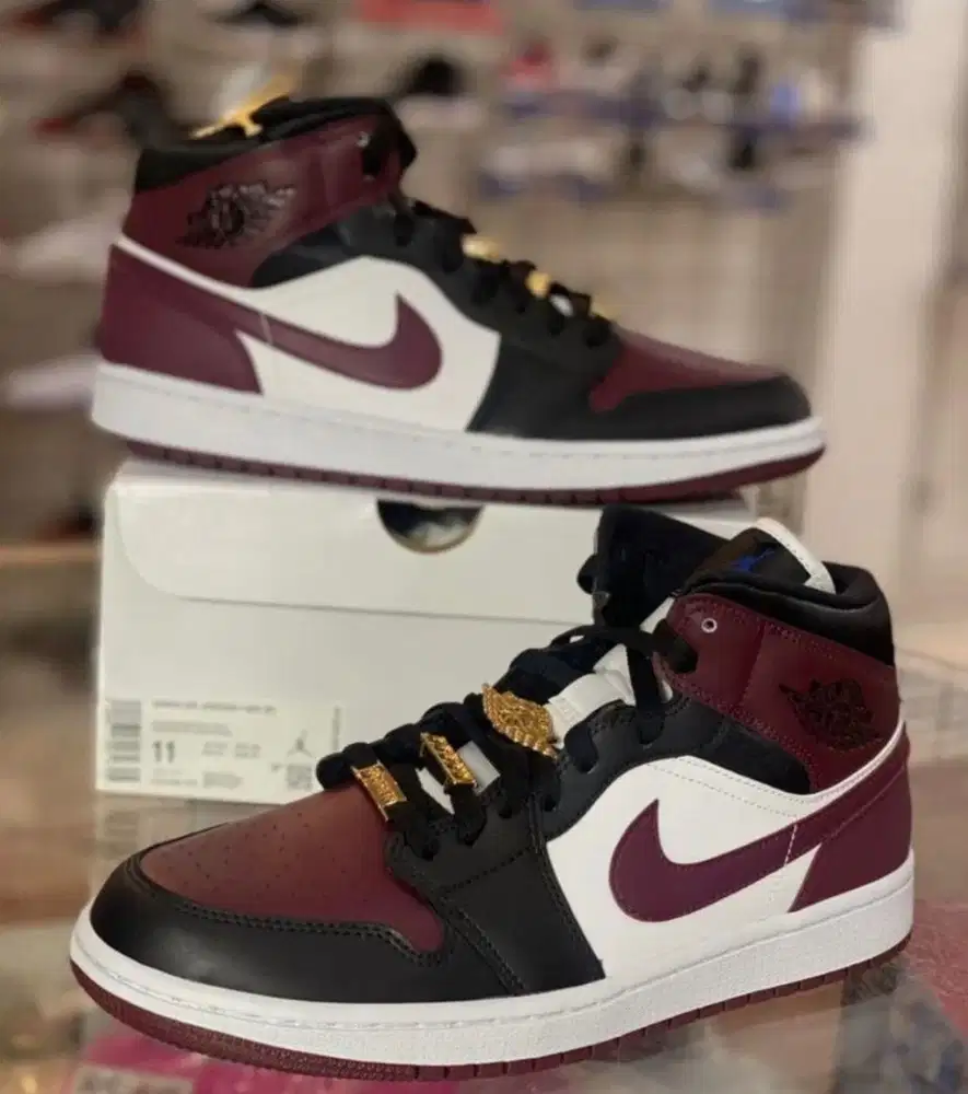 Wts women air jordan 1 mid se