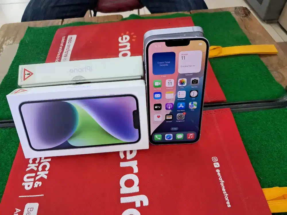 Iphone 14 128 GB Resmi mulus no minus lengkap