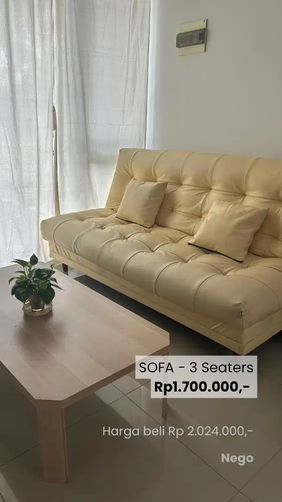 Sofa 3 Seater - Kondisi bagus, jarang dipakai