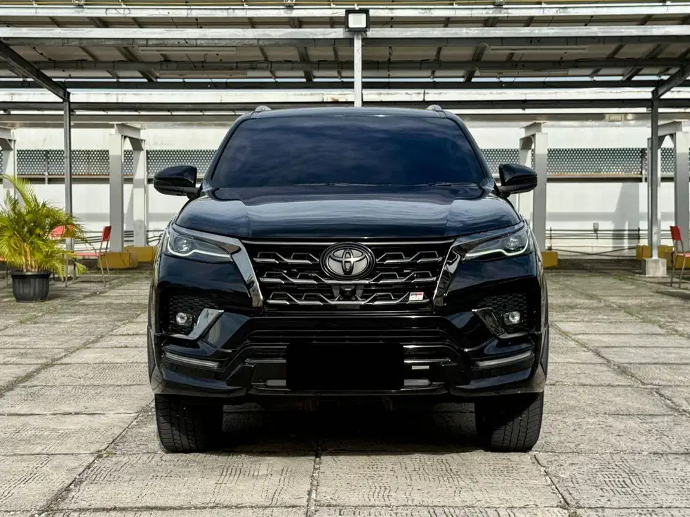 Toyota Fortuner 2.8 GR Sport 2023