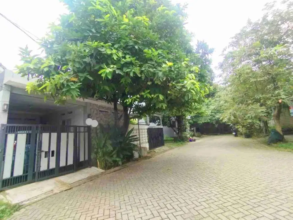 Dijual rumah siap huni di Cibubur Country, Cikeas Bogor.