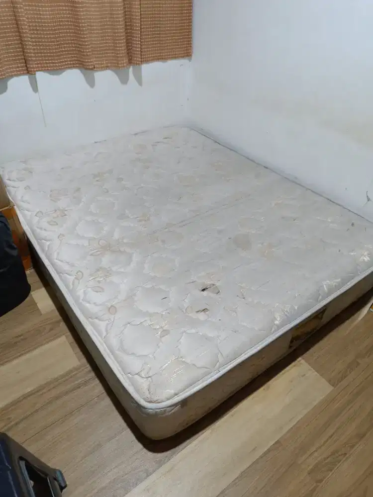 Kasur/matras spring bed