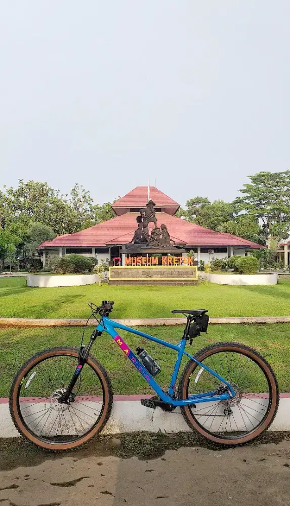 Sepeda Gunung Marin Bobcat Trail 3