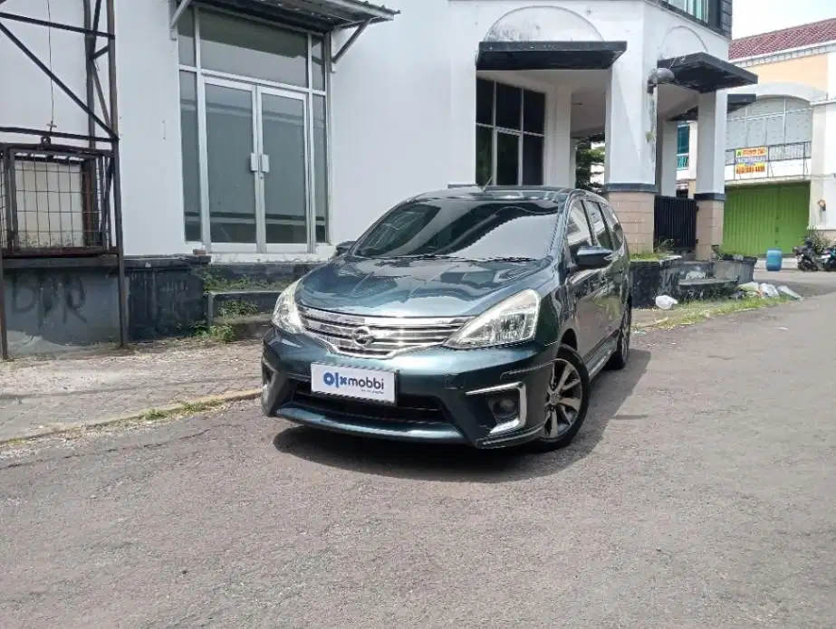 Like New- NISSAN GRAND LIVINA 1.5 XV HIGHWAY STAR BENSIN A/T 2017 BIRU