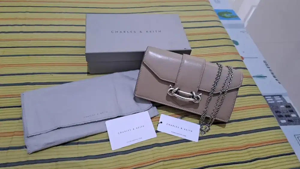 Original Mini Long Wallet Charles & Keith Premium