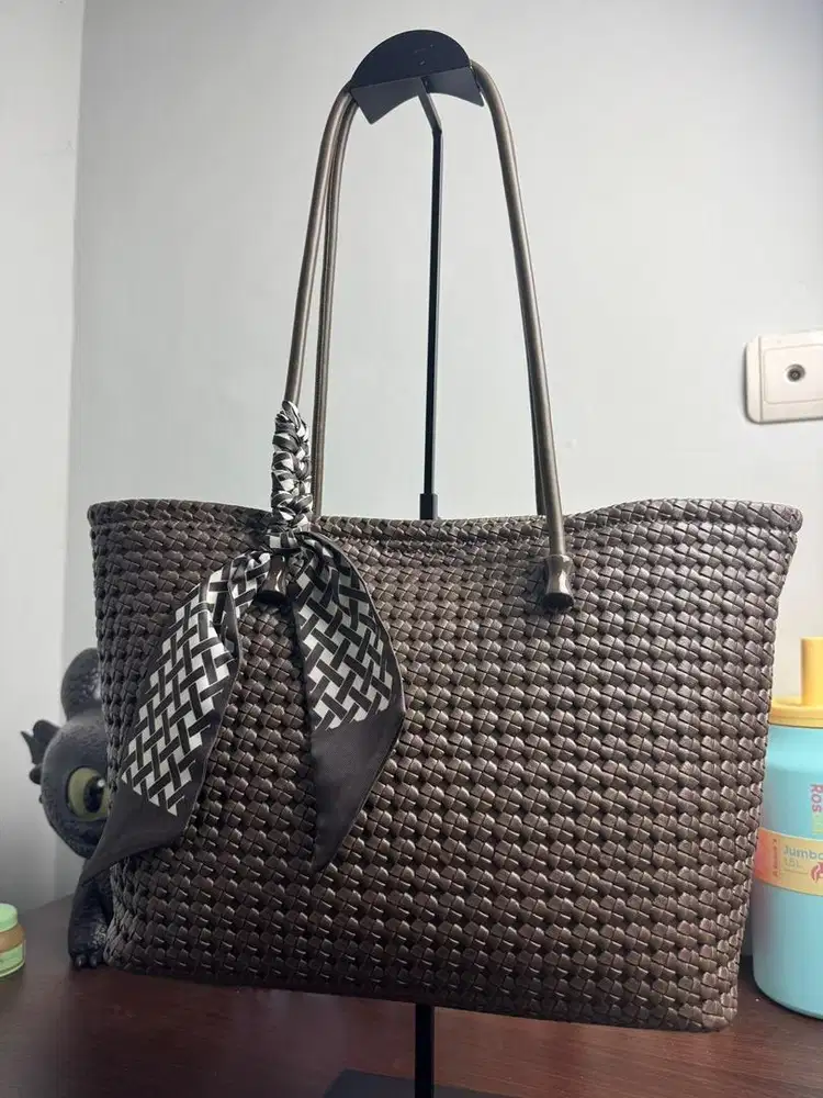 Tote Bag Anyam cokelat