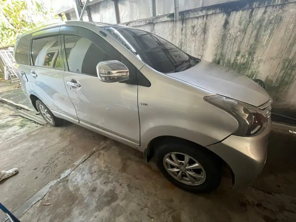 DI JUAL SANTAI AVANZA G  1.3 AT