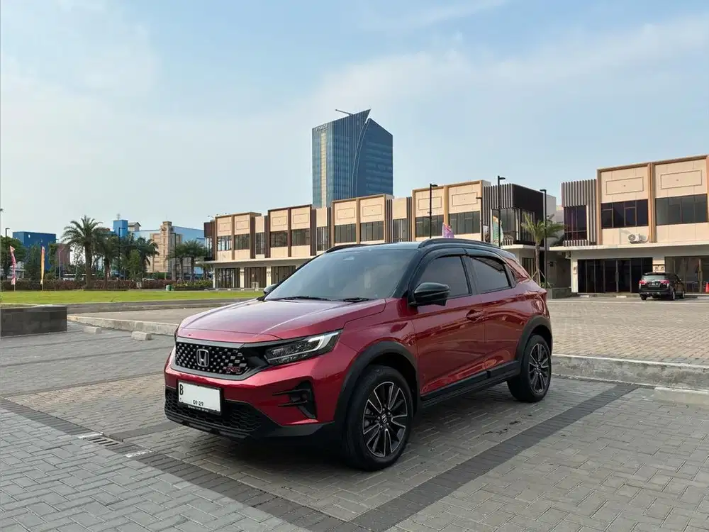 Honda WR-V RS Sensing Two Tone CVT 2024