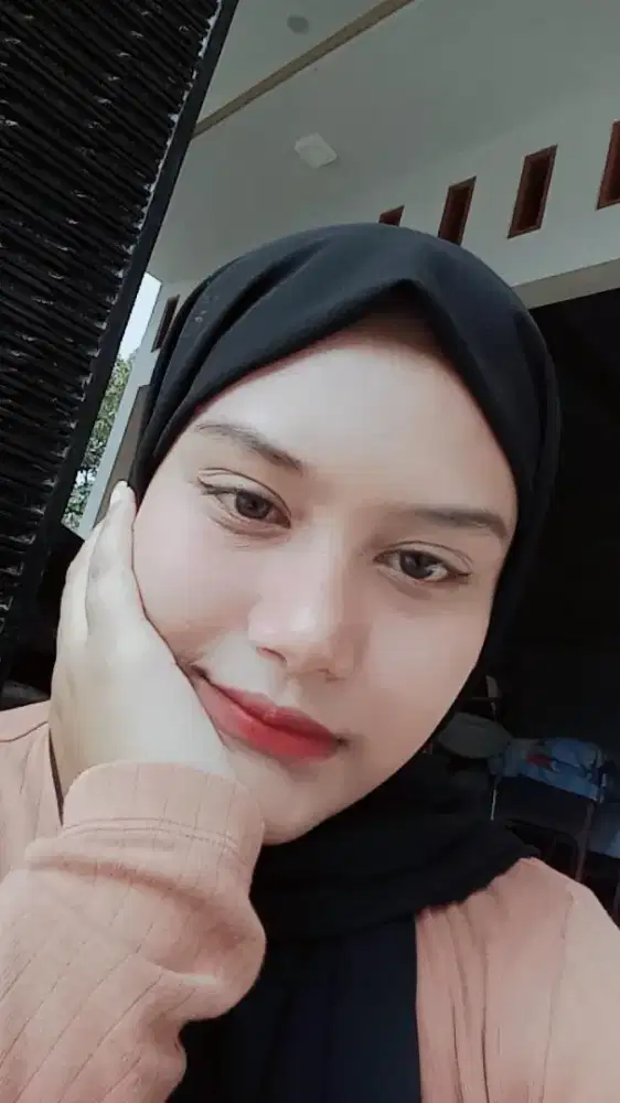 Cari loker yg ga aneh aneh