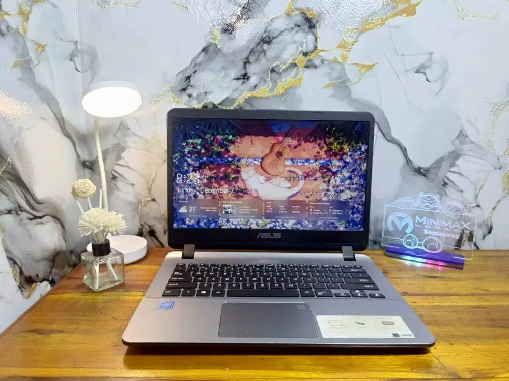 Asus Vivobook A407MA Ram 8GB SSD 128GB slim  windows 10 ori