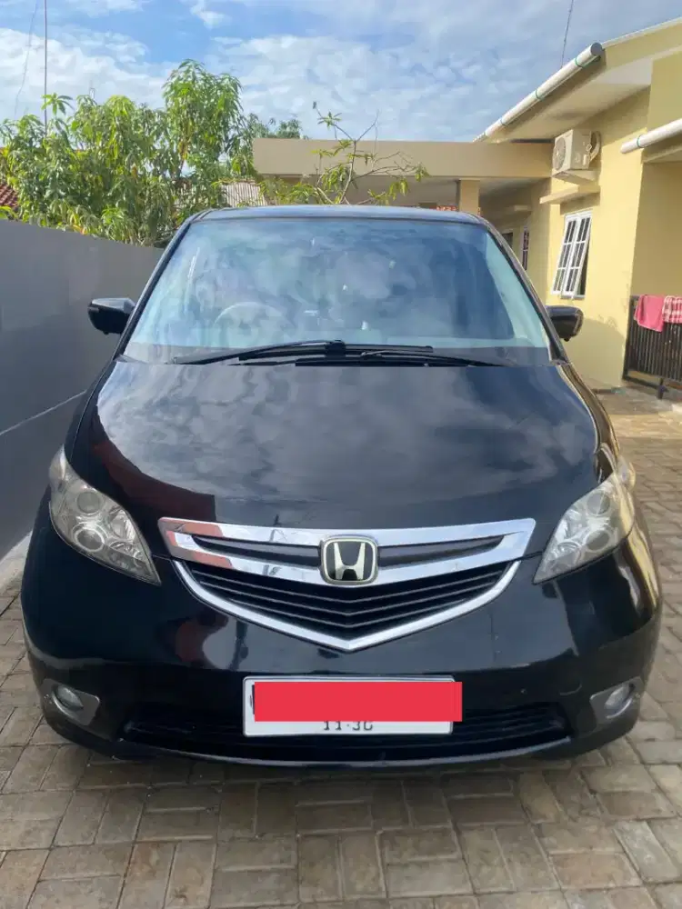 Mobil Elysion Tahun 2004