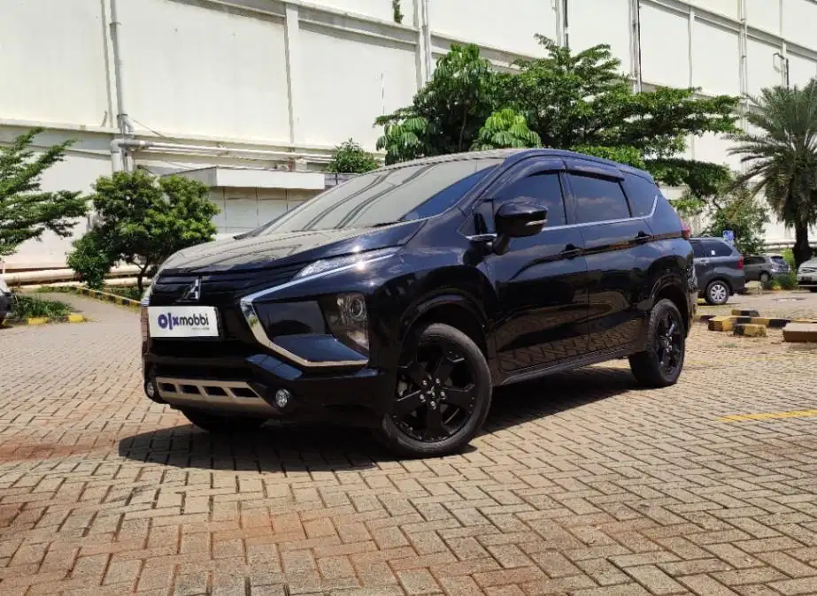 TDP 9,JT Mitsubishi Xpander 1.5 Sport Bensin-AT Hitam 2019