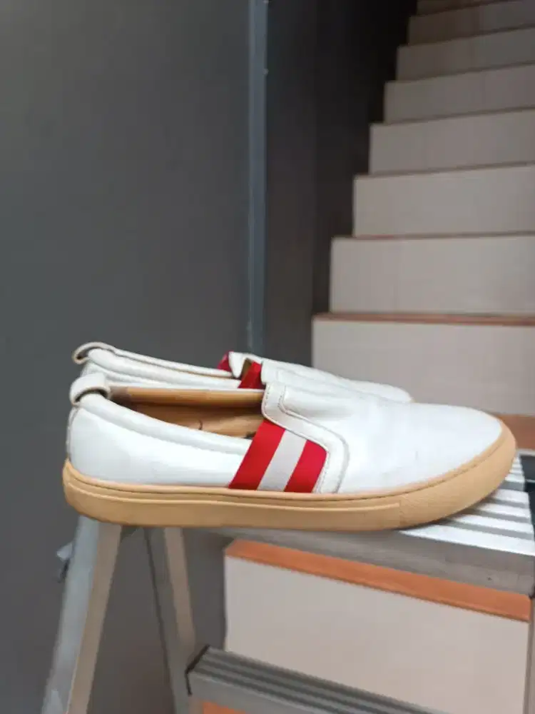 Sepatu Flatshoes Branded Mewah