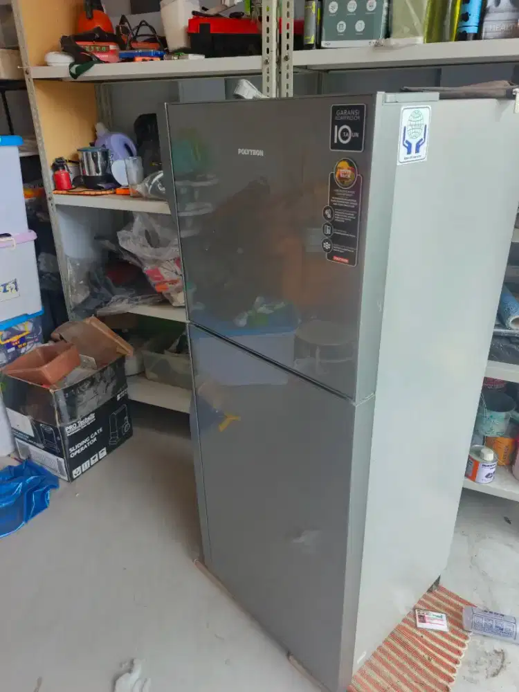 Kulkas Polytron PRM21QS