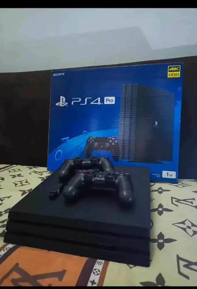 For sale PS 4 seri 27
