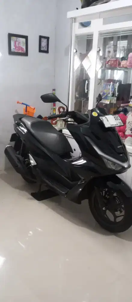 Honda PCX 160 new 2025 CBS gress