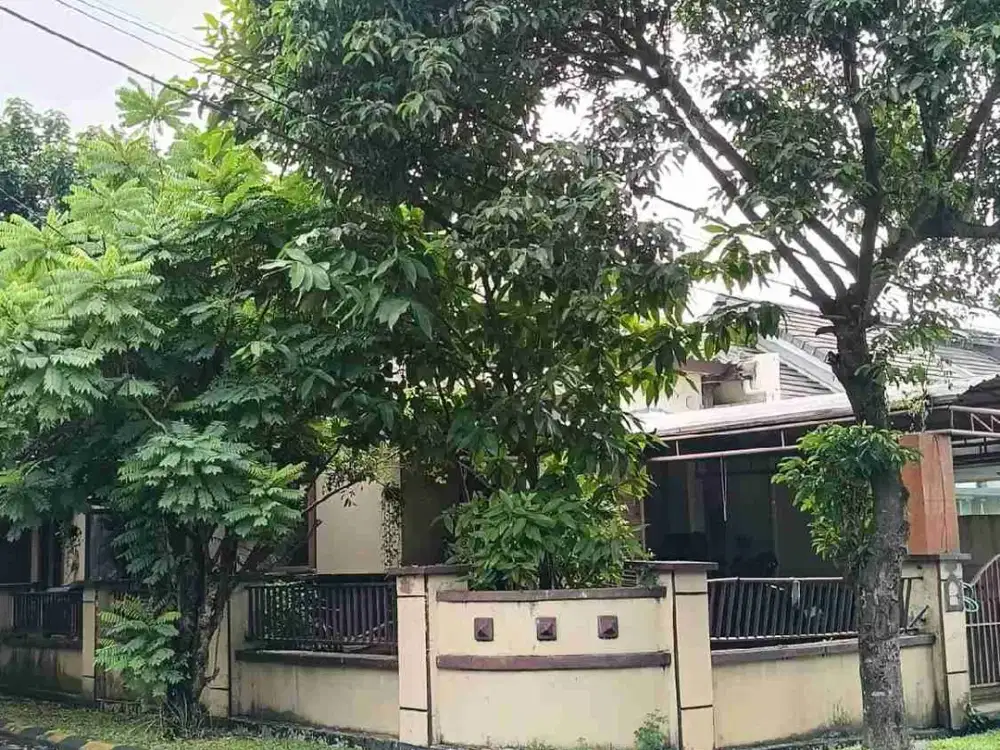 Dijual Rumah Hook di Vila Dago Pamulang