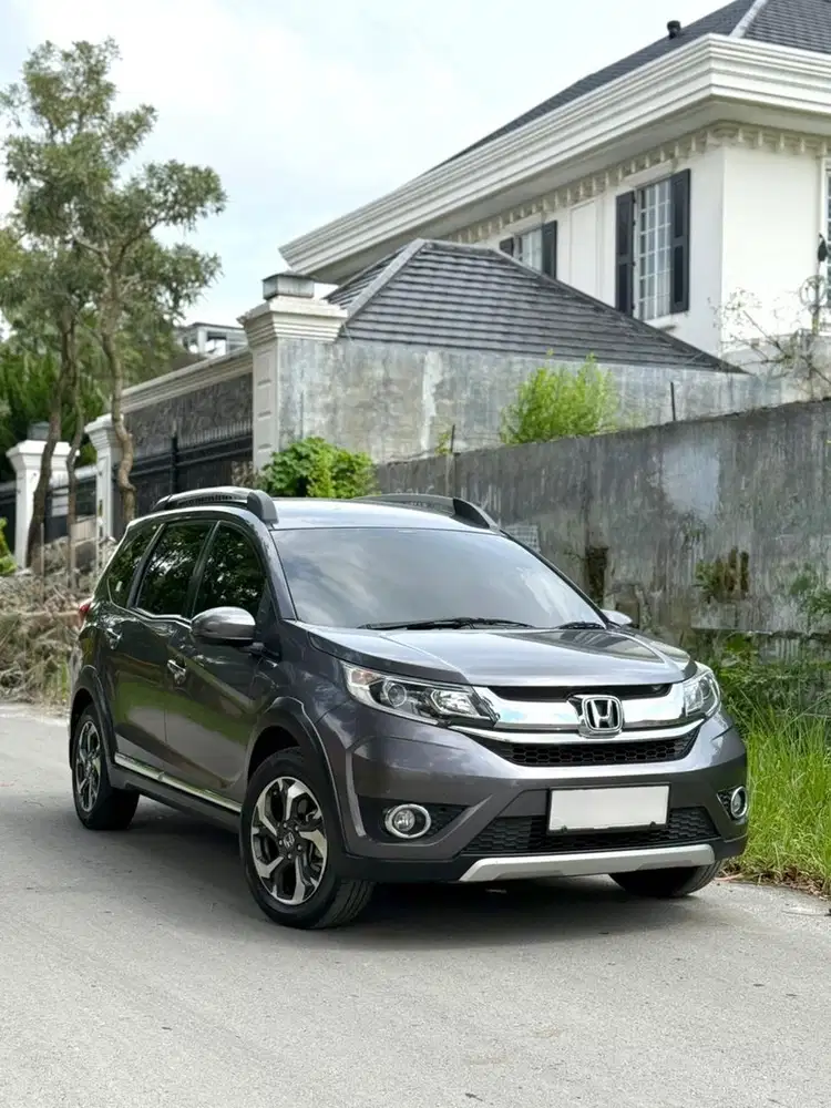 Honda BRV 1.5 E Manual 2017 Grey mobilio 2017 2018