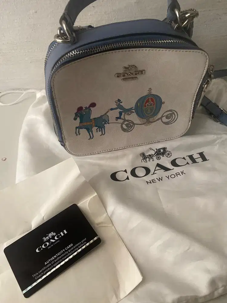 Tas coach putih biru