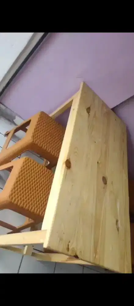 Di jual meja bangku resto kayu