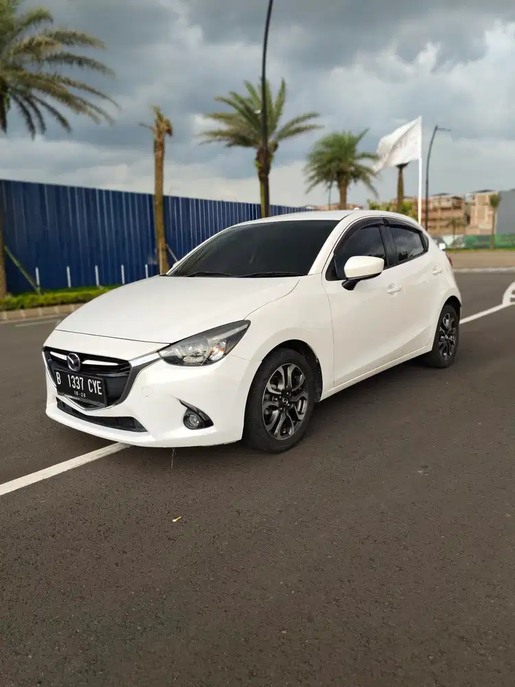Mazda 2 2016 Bensin