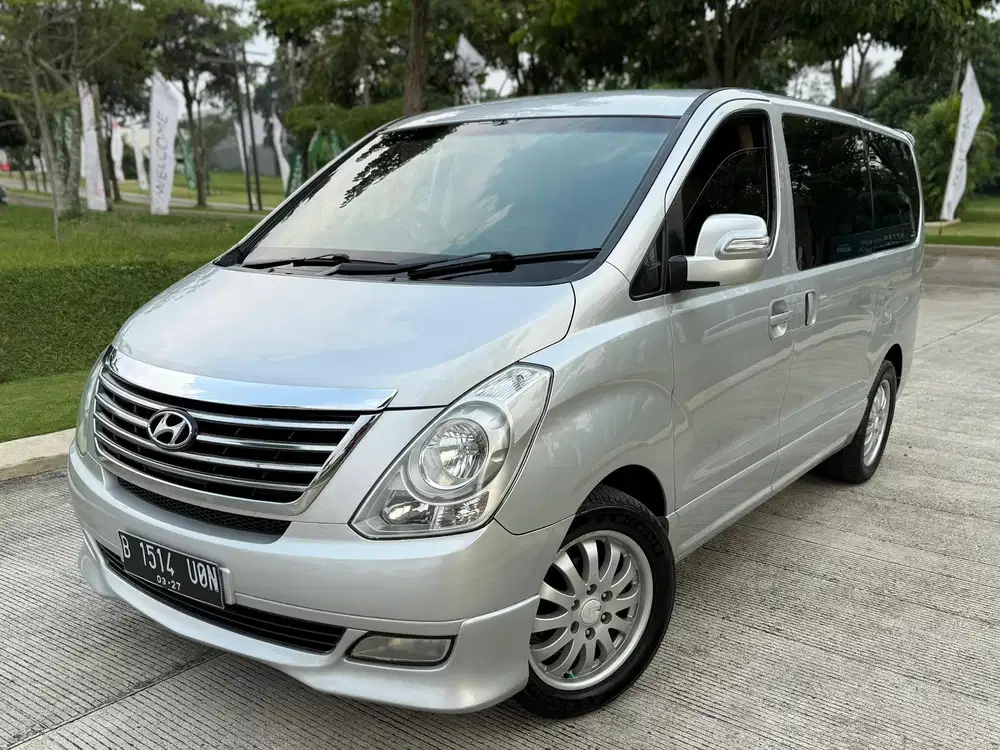 Hyundai H1 XG Automatic 2012