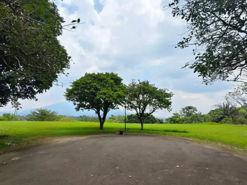 Kavling dengan pemandangan view GUNUNG DAN GOLF di Rancamaya Golf Estate Bogor