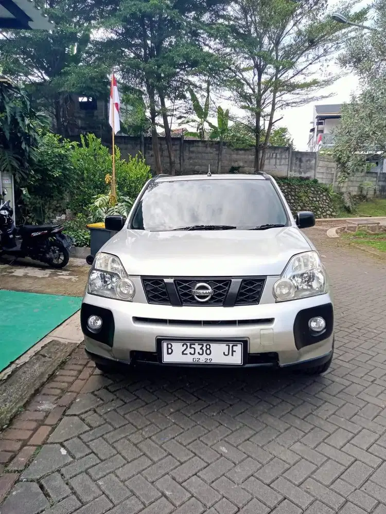 Nissan X-Trail 2.0 AT Gress Pemakaian Pribadi
