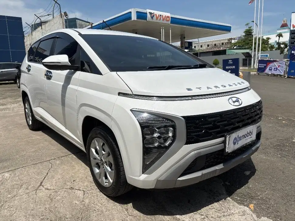 DP MURAH Hyundai Stargazer 1.5 Trend Essential Bensin-AT 2025 CUREB