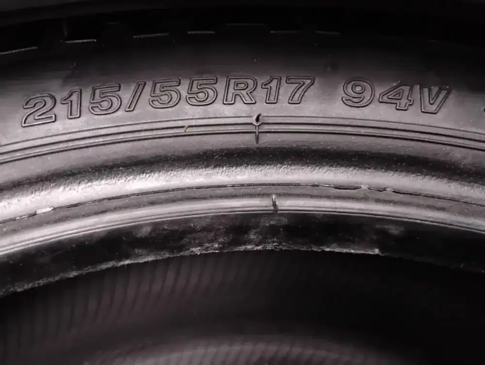 DIJUAL 4 BAN BEKAS HRV BRIDGESTONE TURANZA R17 215/55