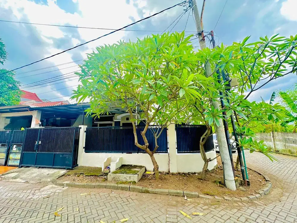 Disewakan rumah taman wiguna selatan
