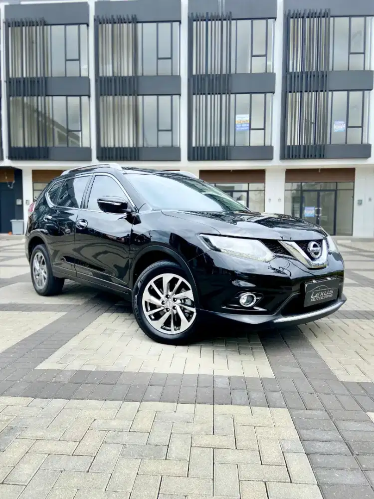 X-TRAIL 2.5 MURAH! TDP 15JT ANGS 4JT AN BAWA PULANG SUV!